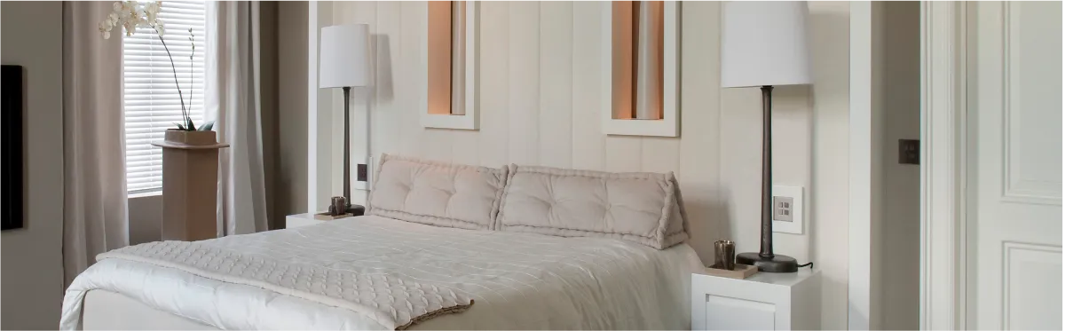 Jalousien Schlafzimmer weiß
